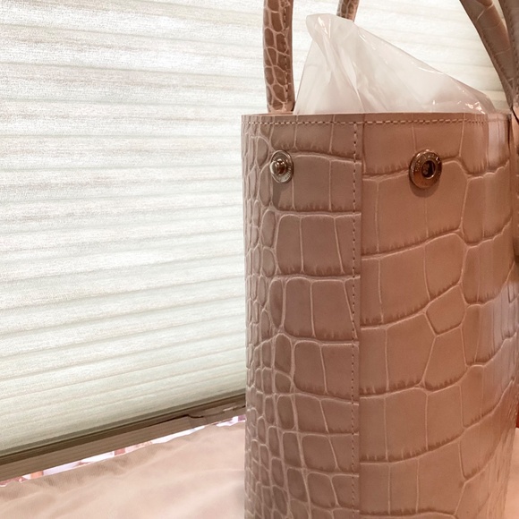 New with Tag. Authentic Longchamp Women's Roseau Club Stripe Shoulder bag - Picture 4 of 6